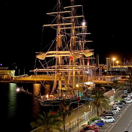 'le Golfe' Vue Et Canal,parking, Clim, Au Centre *
