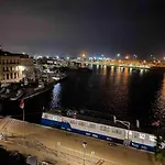 Apartment 'le Golfe' Vue Et Canal,parking, Clim, Au Centre *
