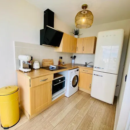 Appartement 'le Golfe' Vue Et Canal,parking, Clim, Au Centre